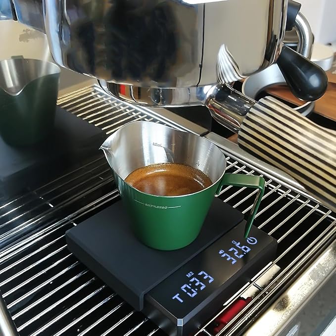 IKAPE - MEASURING CUP DARK GREEN