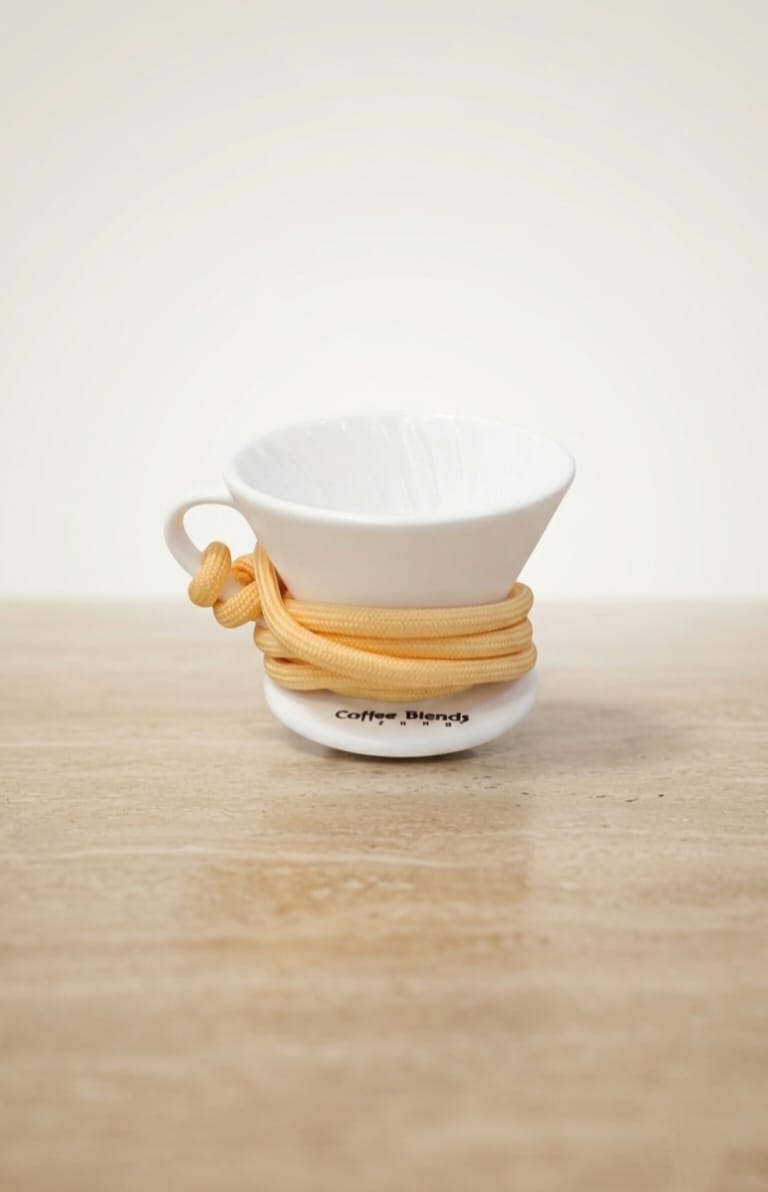 COFFEE BLENDS ZONE TASTING CUP WHITE ORANGE