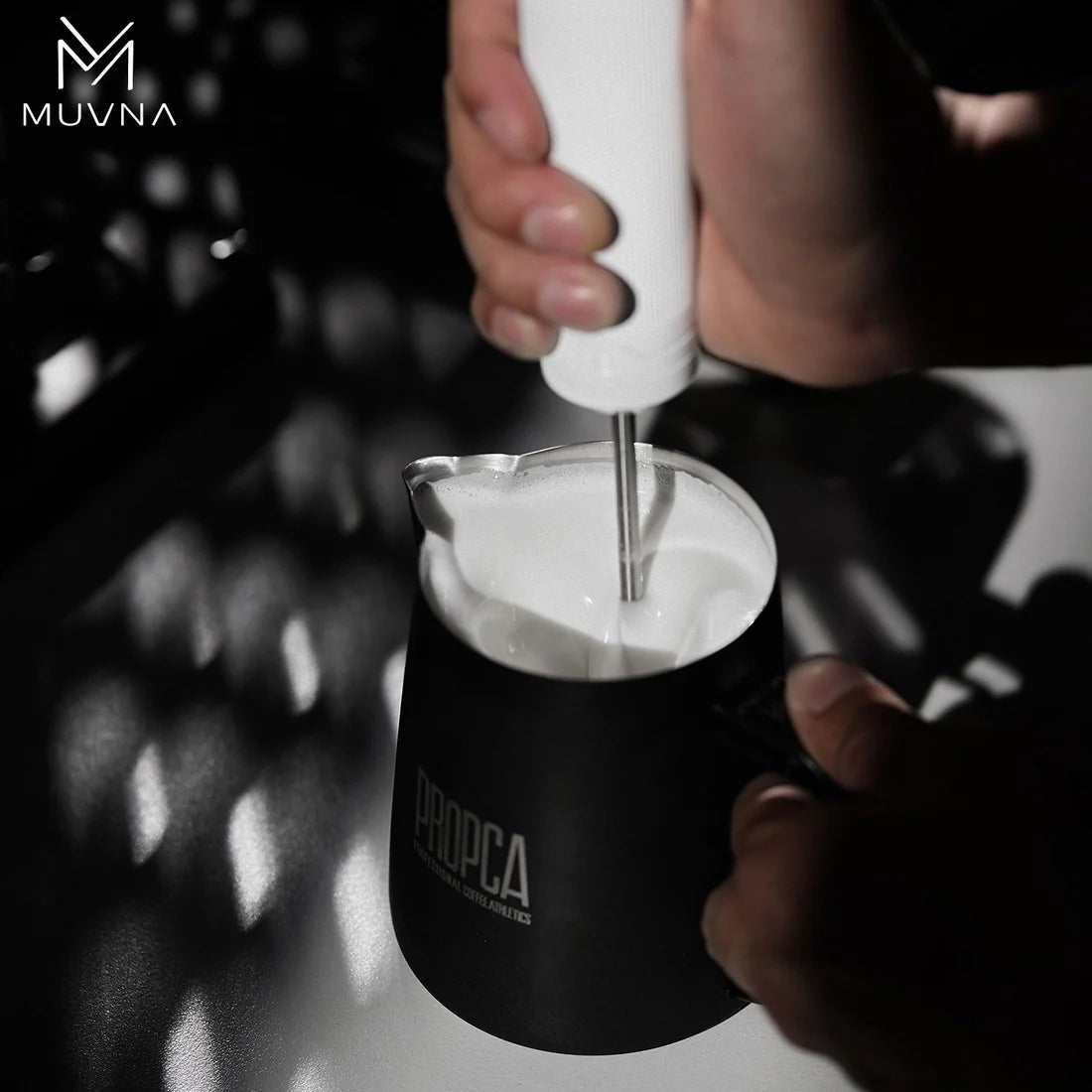 MUVNA - DBW LATTE ART PITCHER BLACK - 600ML