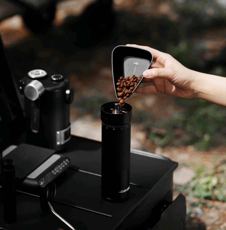 MHW - BEANBOAT COFFEE BEAN DOSING CUP - BLACK