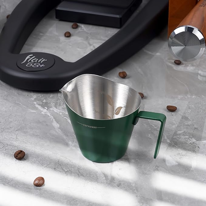 IKAPE - MEASURING CUP DARK GREEN