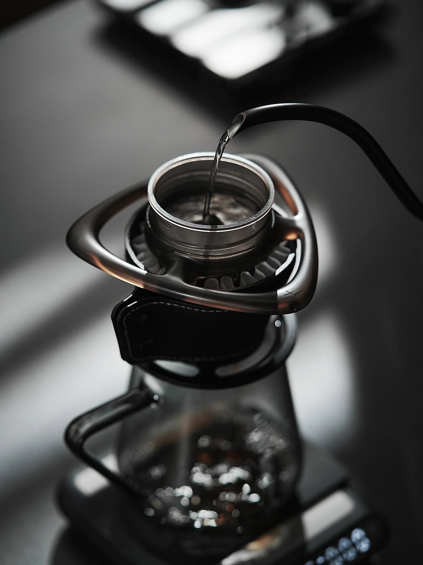 MHW - RAIN COFFEE SPLITTER - BLACK