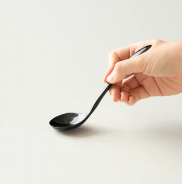 ORIGAMI CUPPING SPOON BLACK