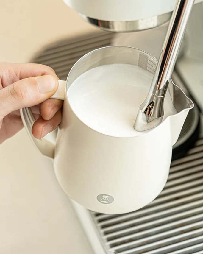 TIMEMORE ROSETTA PITCHER 700 ML - WHITE