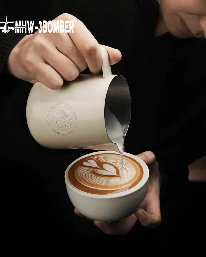 MHW- FF MILK PITCHER LIANG FAN - WHITE 650ML